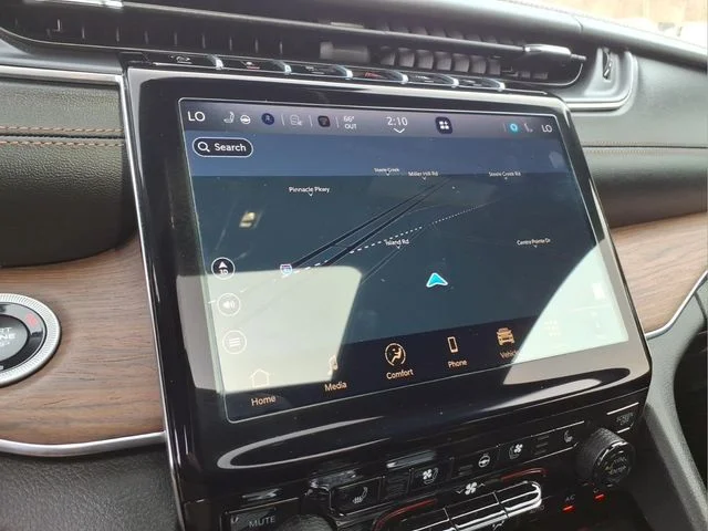 Used 2025 Black Jeep Summit image 30