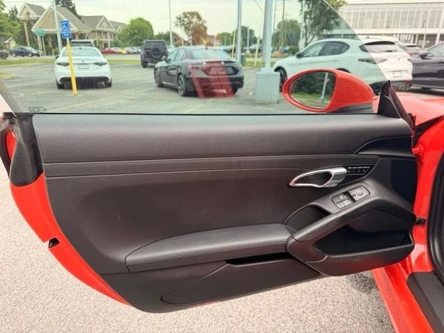 Used 2018 Lava Orange Porsche S image 13