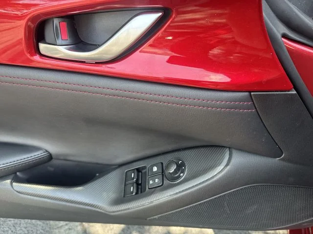 Used 2016 Red Mazda Grand Touring image 25