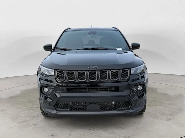 New 2026 Diamond Black Crystal Pearl-Coat Exterior Paint Jeep Limited image 8