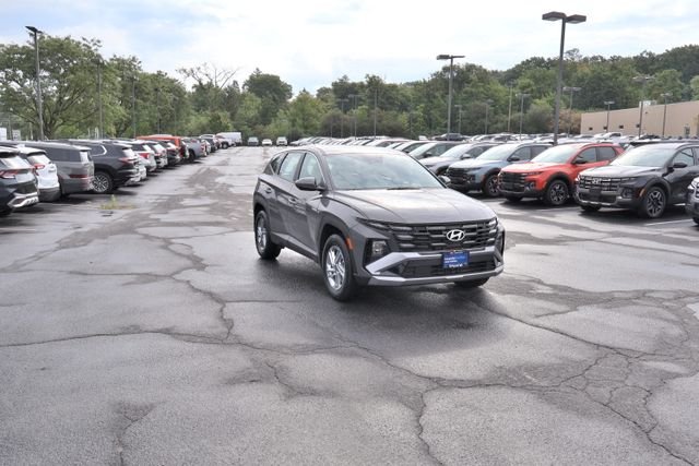 Used 2026 Gray Hyundai SE image 10