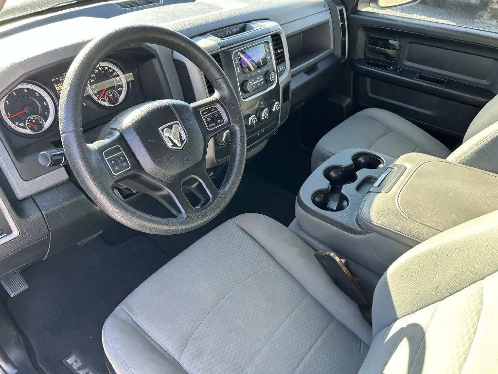 Used 2015 White Ram Express image 39