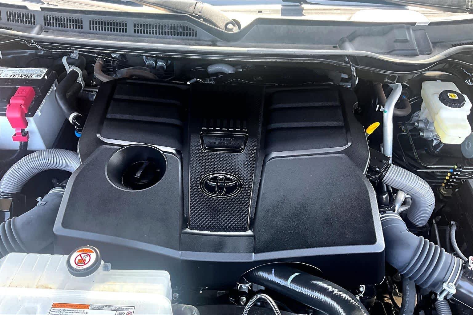 Used 2025 Magnetic Gray Metallic Toyota SR5 image 33