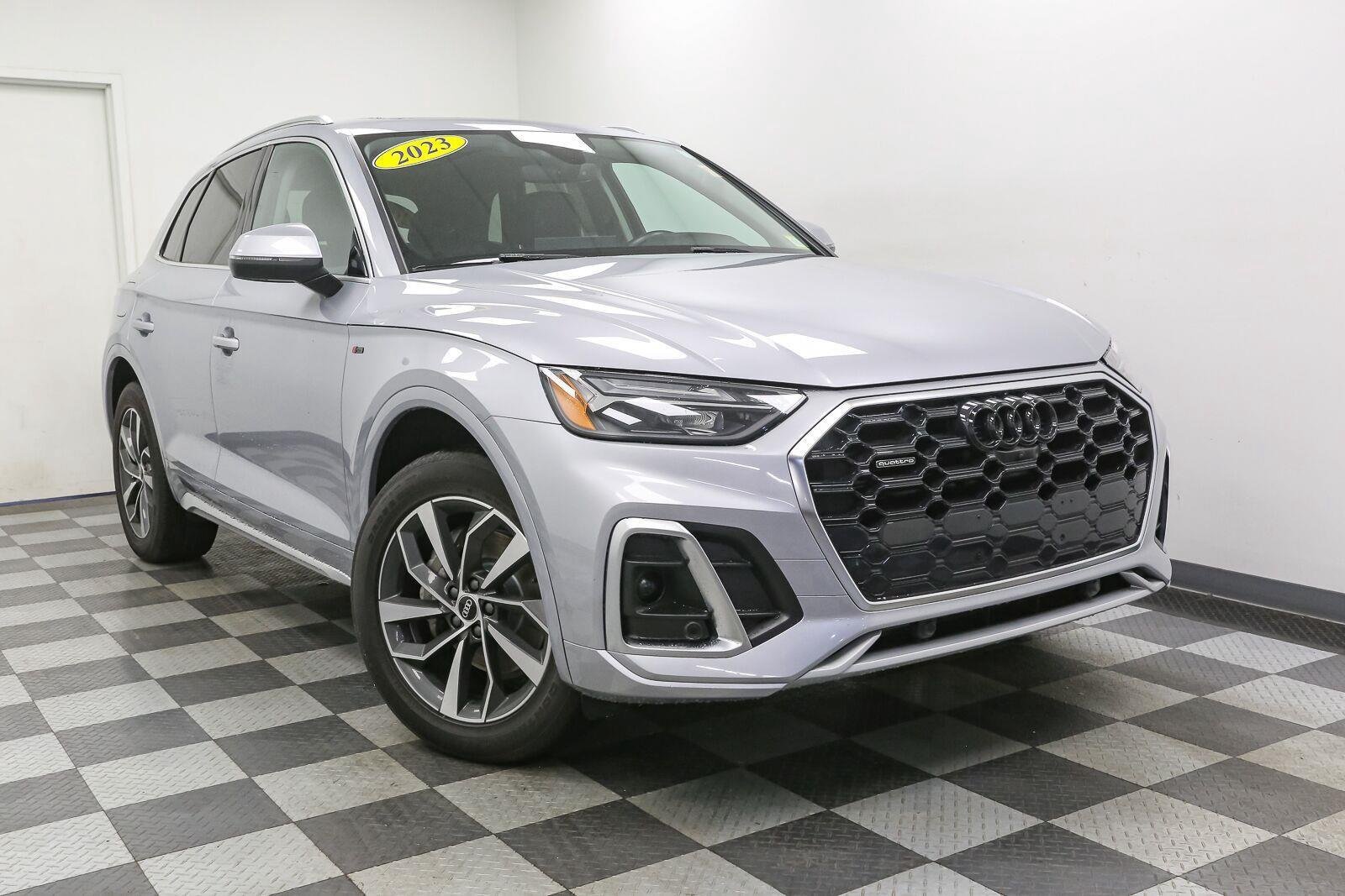 Used 2023 Florett Silver Metallic Audi S line Premium Plus image 3
