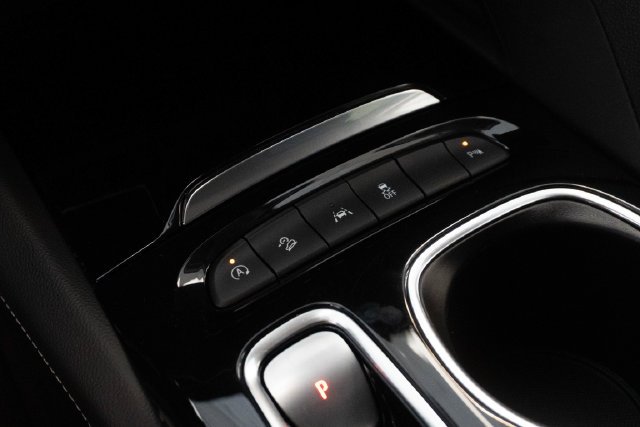 Used 2023 White Buick Preferred image 22