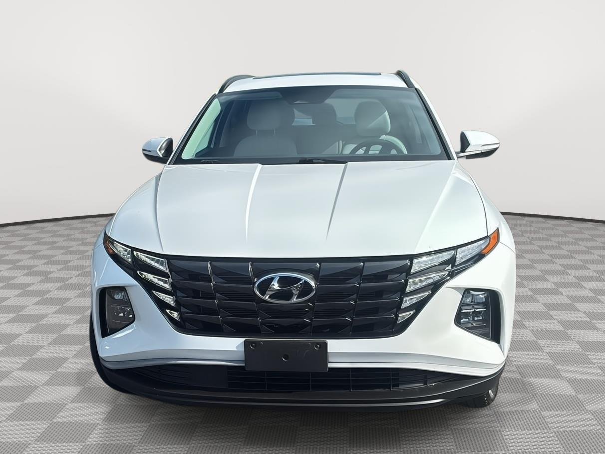 Used 2024 White Pearl Hyundai SEL image 2