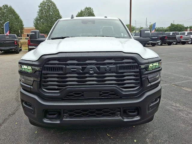 New 2026 Bright White Clear-Coat Exterior Paint RAM Tradesman image 3