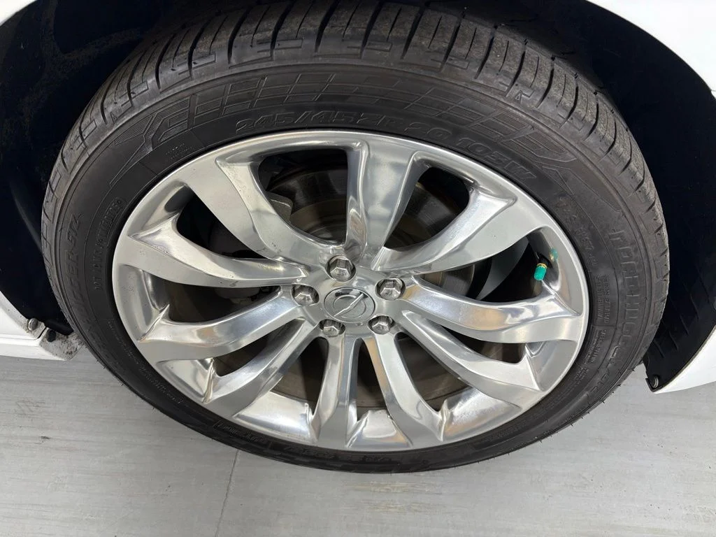 Used 2019 White Chrysler Touring image 10