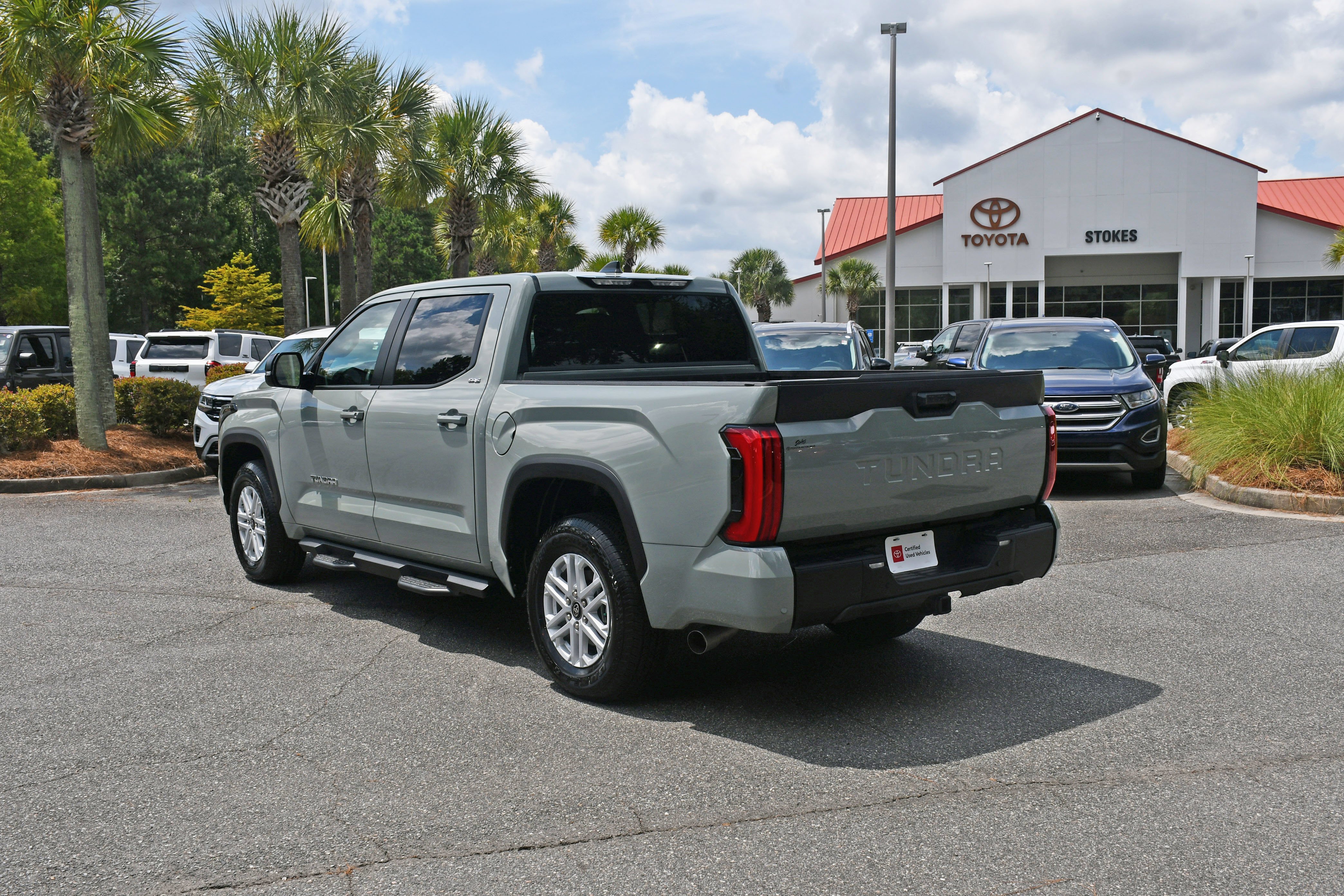 Used 2026  Toyota SR5 image 3