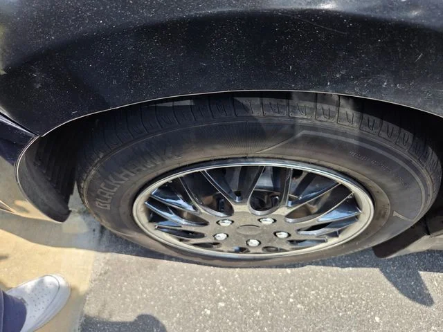 Used 2017 Black Nissan 2.5 S image 6