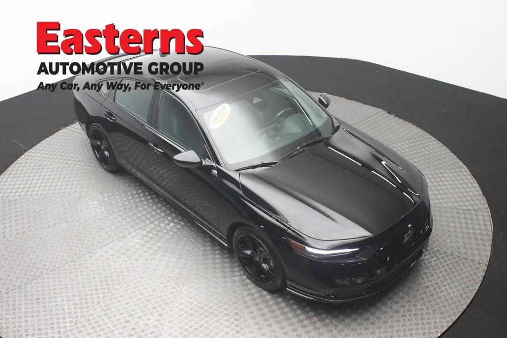 Used 2025 Black Honda Sport-L image 3