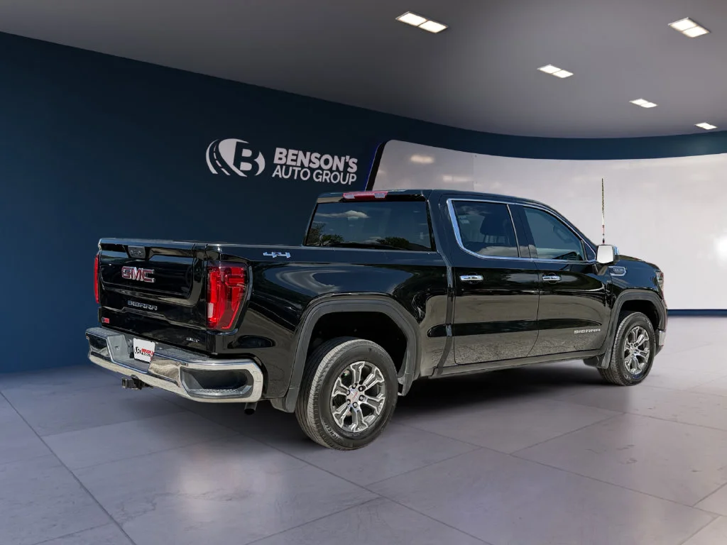 Used 2025 Black GMC SLT image 5