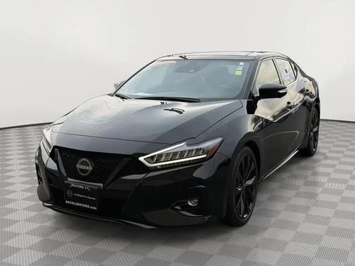 Certified Used 2023 Black Nissan SR image 7