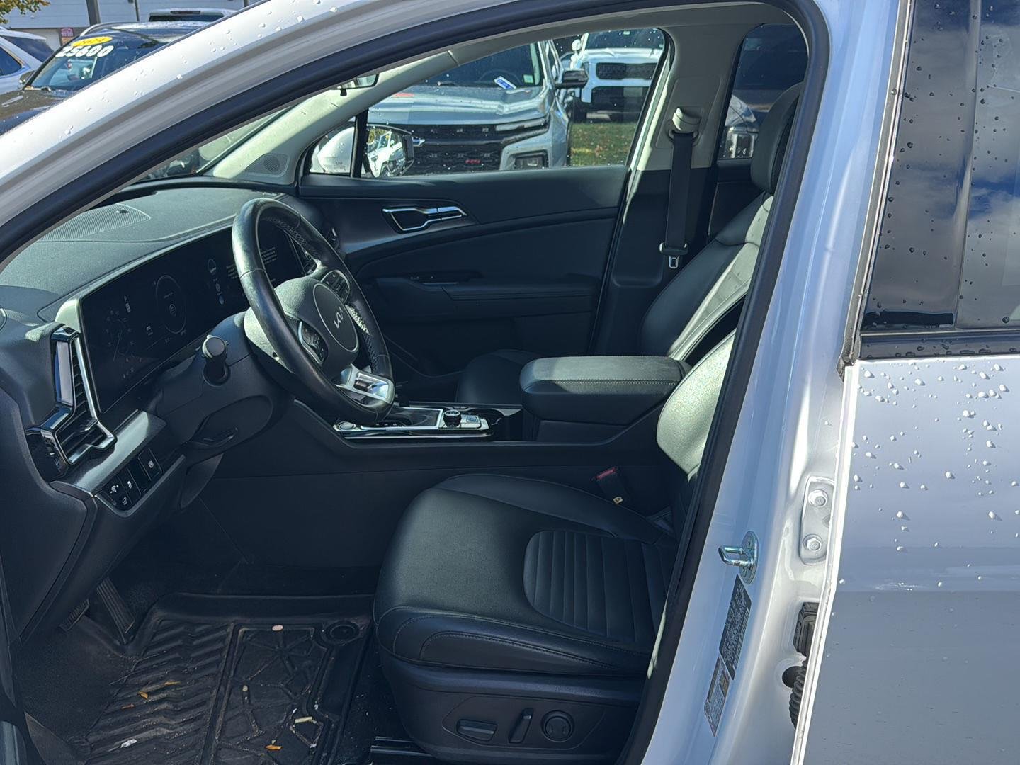 Used 2024 Glacial White Pearl Kia SX-Prestige image 11