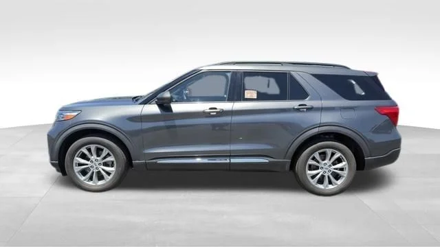 Used 2020 Gray Ford XLT image 5