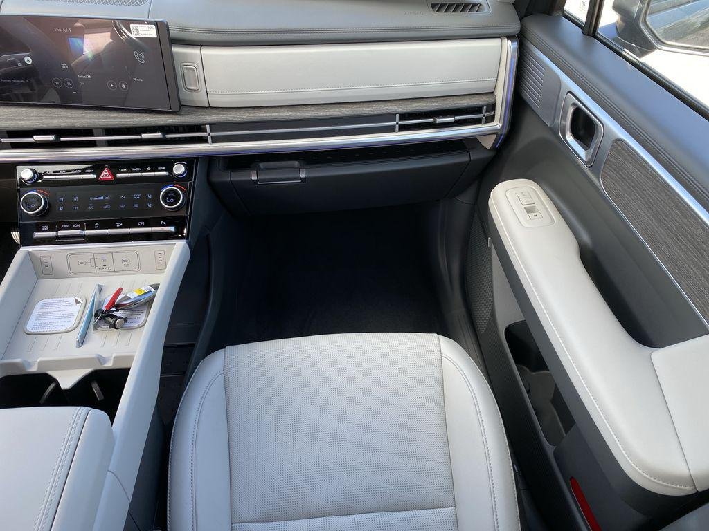 New 2026 Ecotronic Gray Hyundai Limited FWD image 16