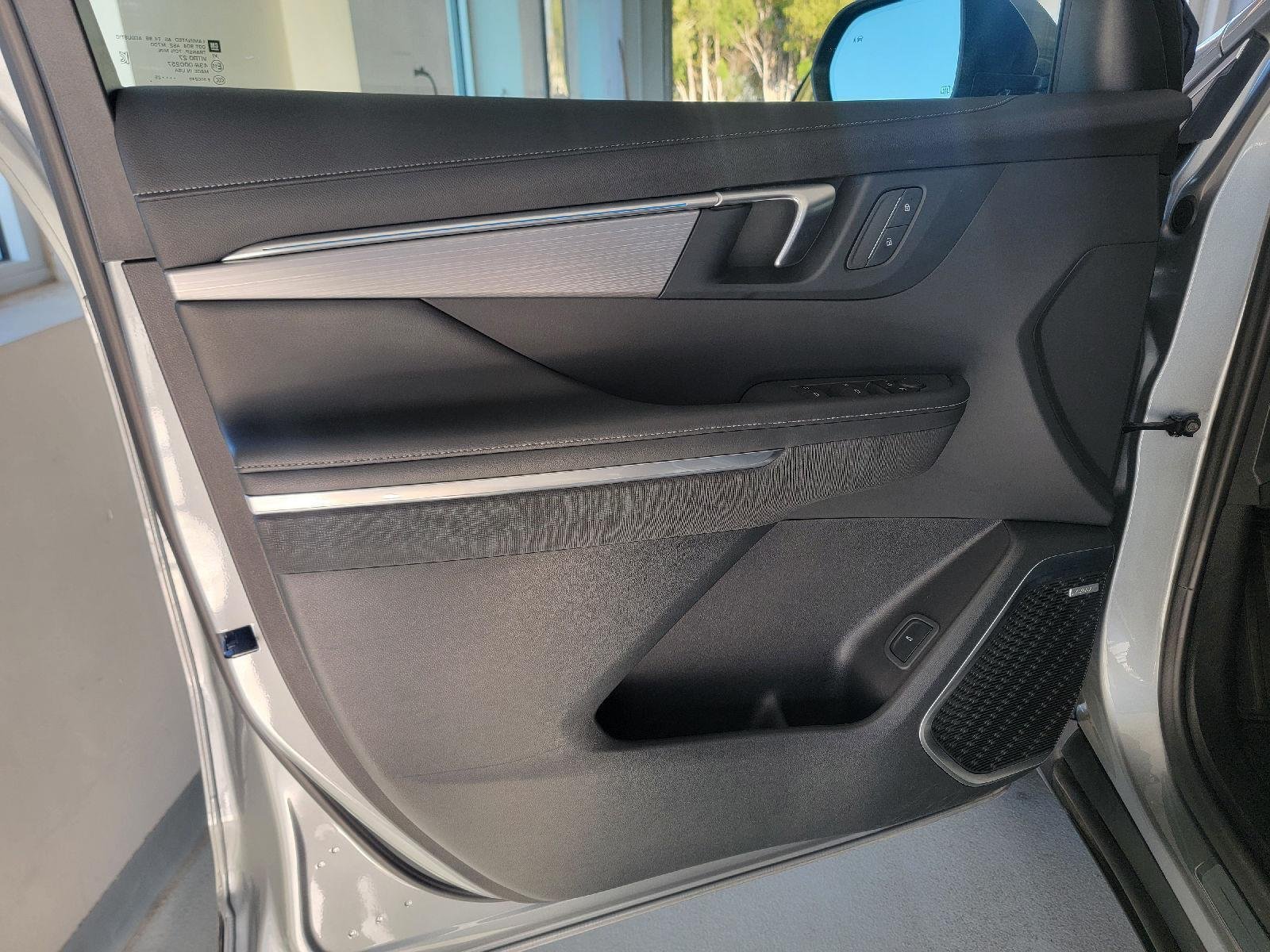 2025 Buick Enclave Preferred - Photo 11
