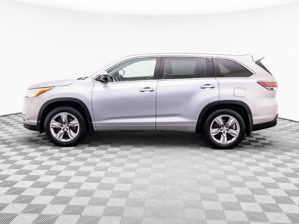 Used 2014 Toyota Highlander Limited with VIN 5TDDKRFH3ES025671 for sale in Barrington, IL