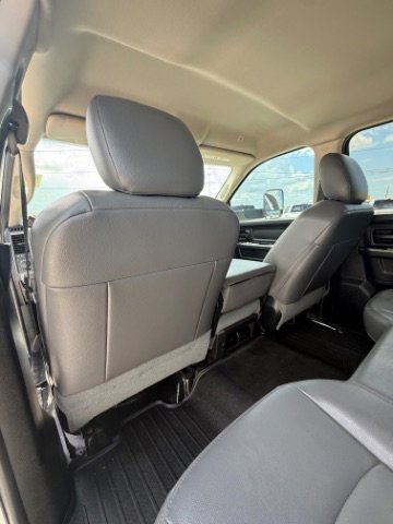 Used 2018 Bright White Clearcoat Ram Tradesman image 17