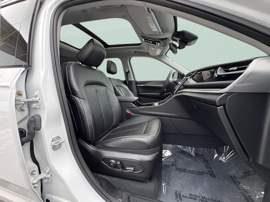 Used 2023 Bright White Clearcoat Jeep 4xe image 9