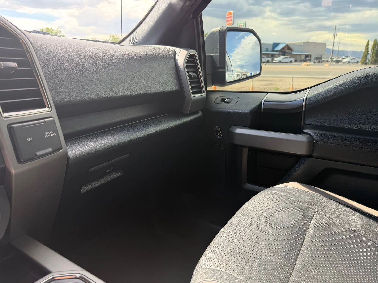 Used 2018 White Ford Raptor image 24