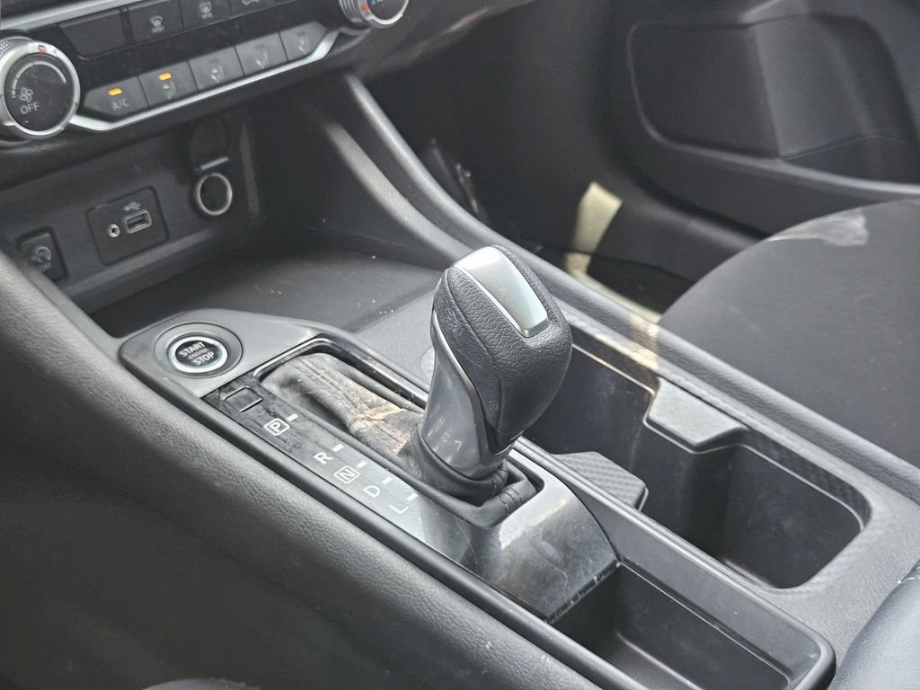Certified Used 2024 White Nissan S image 21