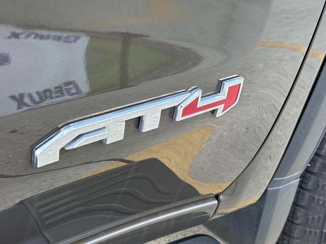 2023 GMC Sierra 1500 AT4 - Photo 8