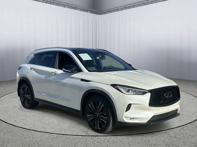 Used 2022 Majestic White INFINITI Luxe image 5