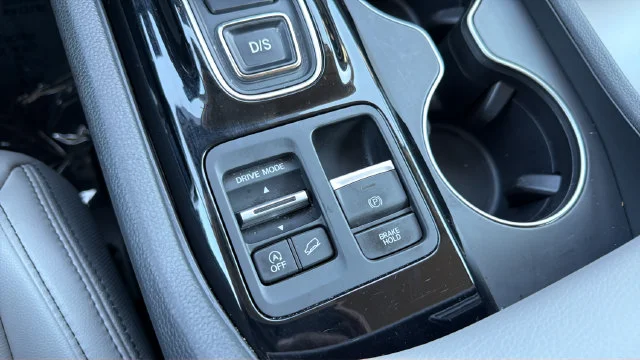 Used 2025  Honda EX-L image 39