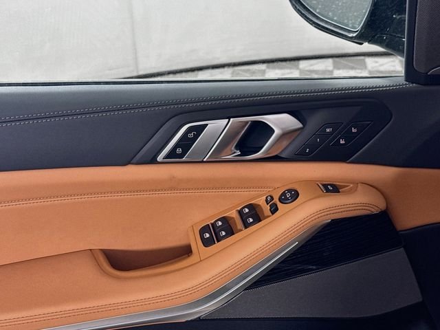 Used 2026 Urban Green BMW xDrive40i image 18