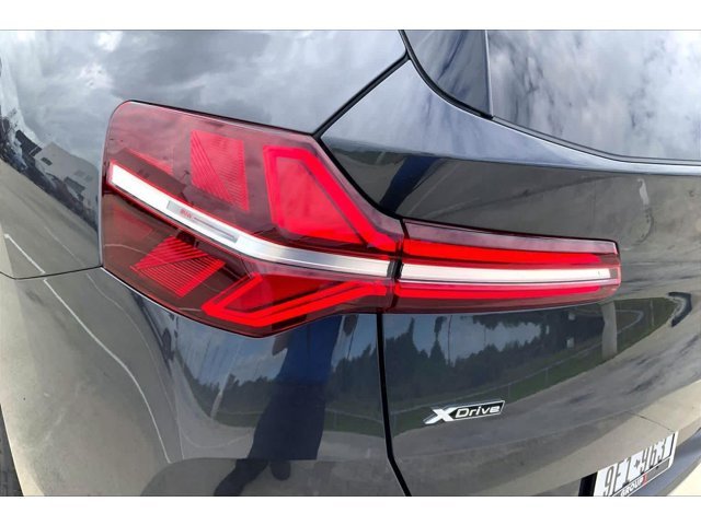 New 2026 Dark Graphite Metallic BMW 30 xDrive image 42