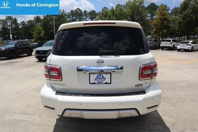 Used 2018 Pearl White Nissan SL image 4