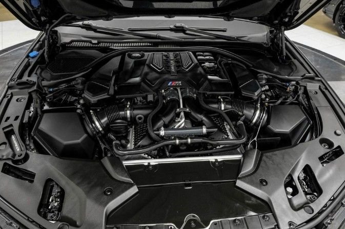 Used 2023 Black BMW Competition image 6