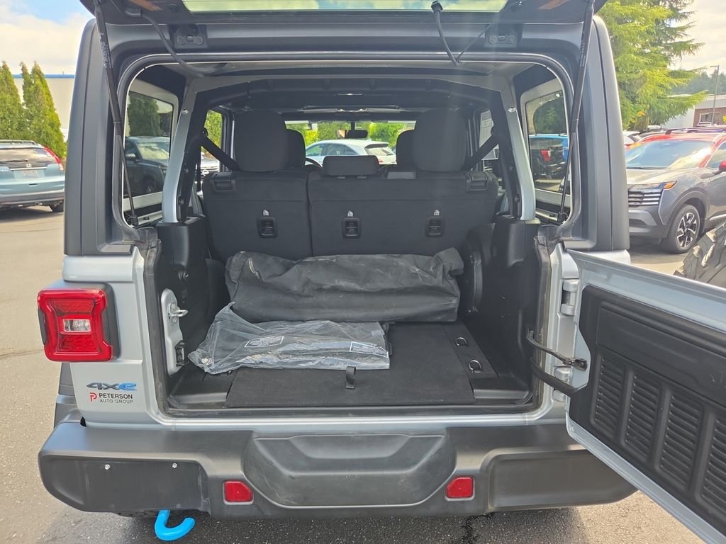 Used 2023 Silver Jeep Rubicon 4xe image 26