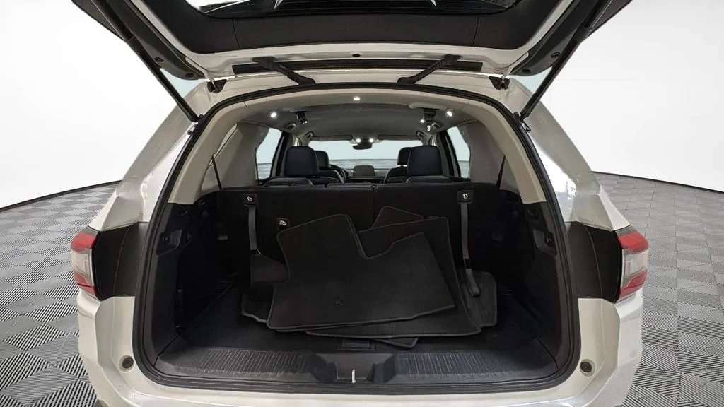 2025 Honda Pilot EX-L - Photo 11