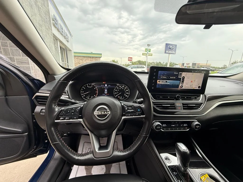 Used 2023 Blue Nissan 2.0 SR image 18