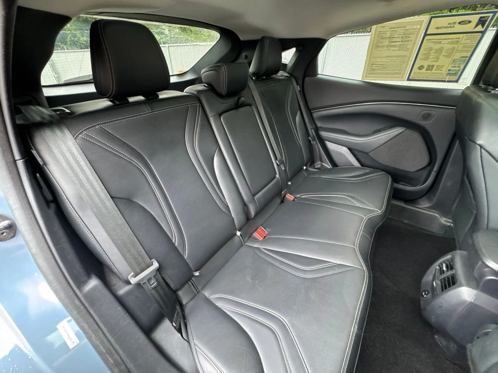 Certified Used 2023 Vapor Blue Metallic Ford Premium image 7