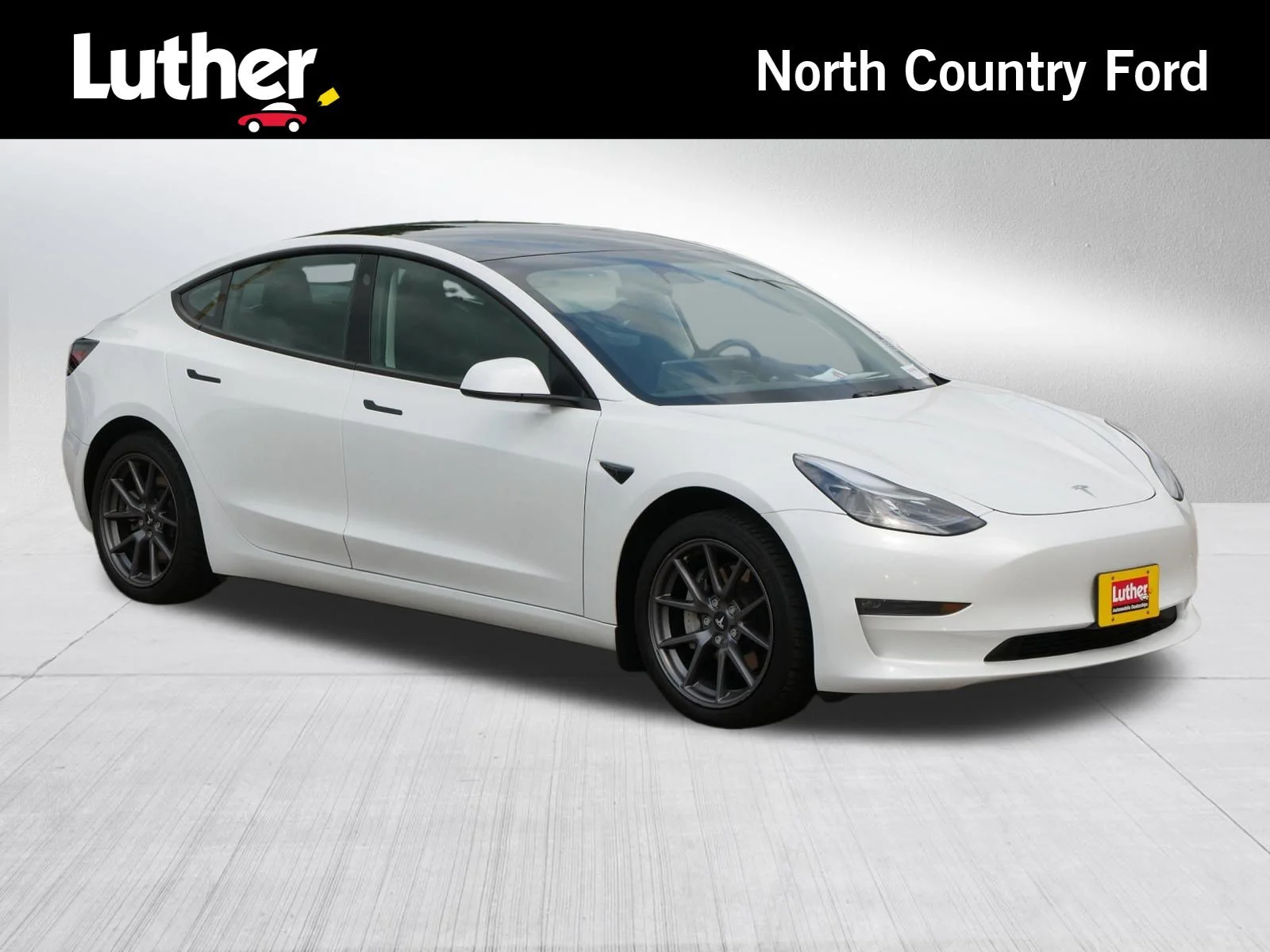 2022 Tesla Model 3 Long Range Dual Motor All-Wheel Drive's photo