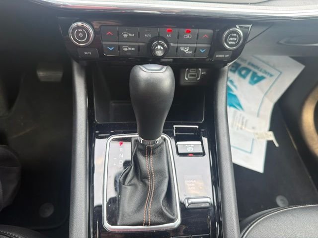 Certified Used 2022 Diamond Black Jeep Limited image 19