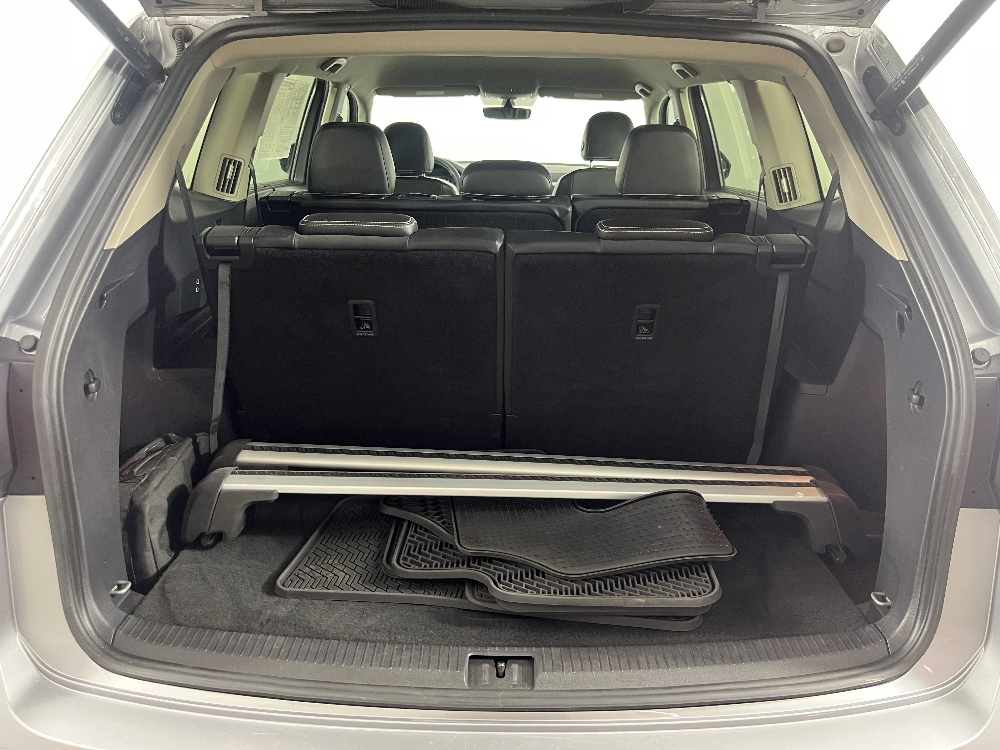 2023 Volkswagen Atlas SE w/Tech - Photo 28