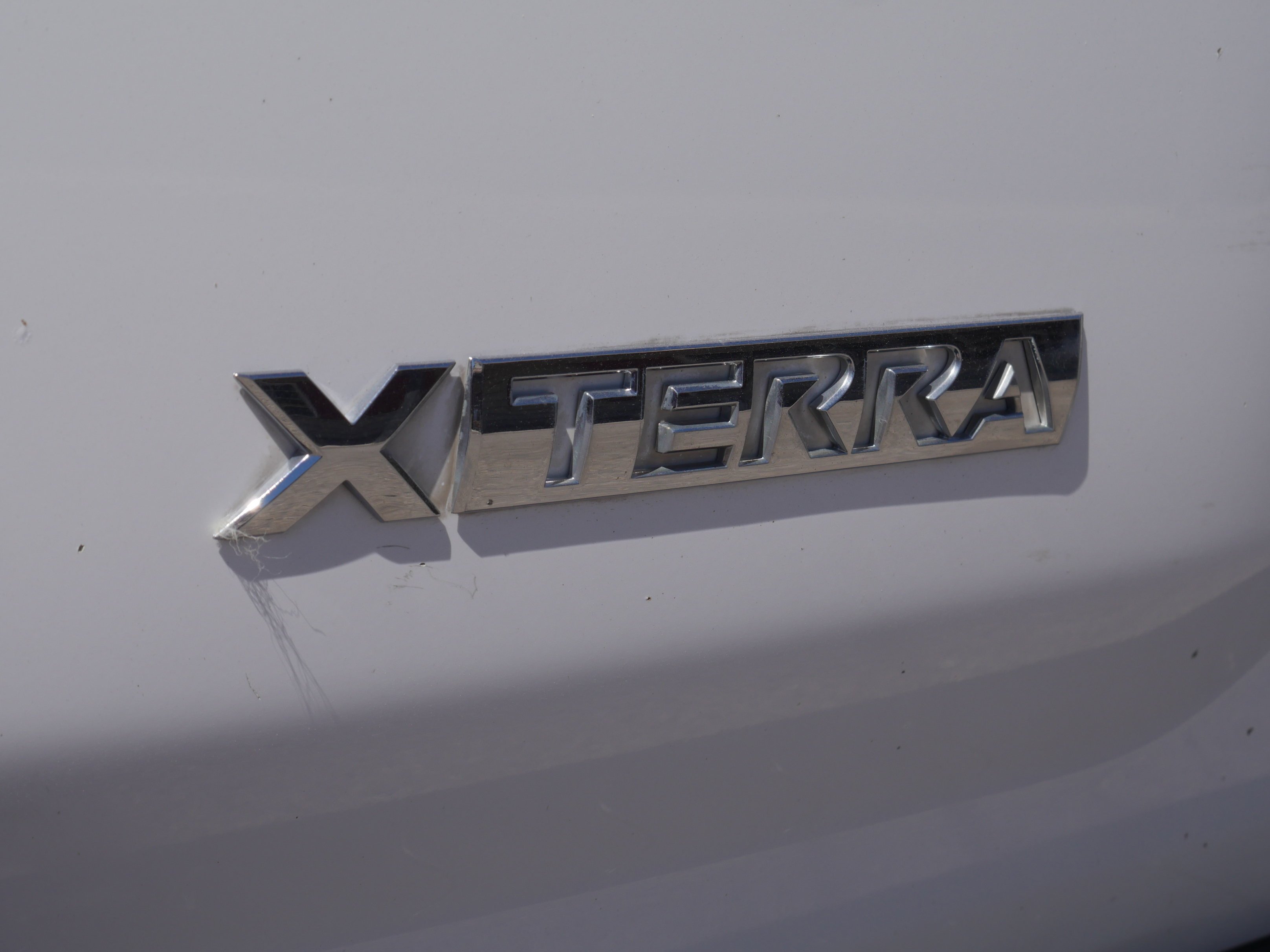 Used 2008 Avalanche Nissan SE image 16