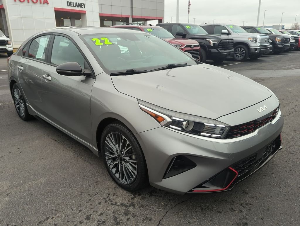 2022 Kia FORTE GT-Line