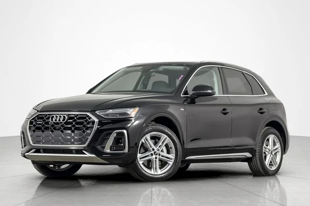 2023 Audi Q5 S line Premium 55 TFSI e quattro
