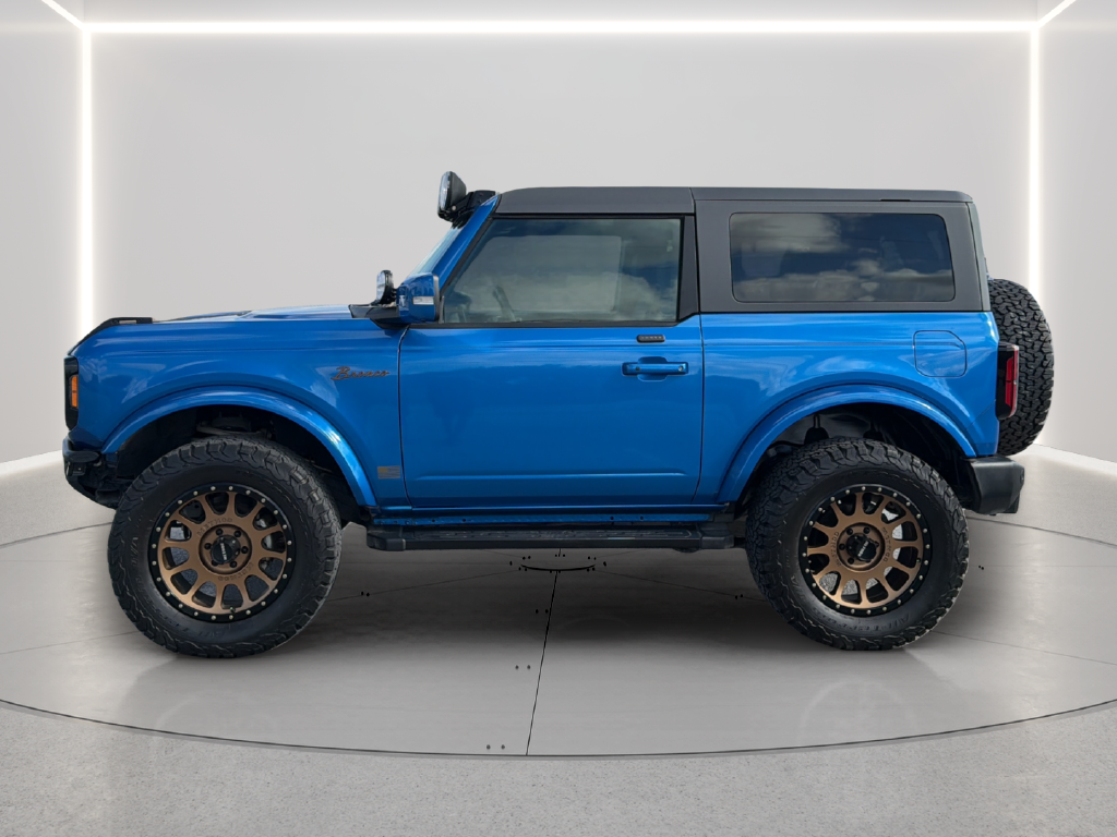 Used 2021 Blue Metallic Ford Outer Banks image 13