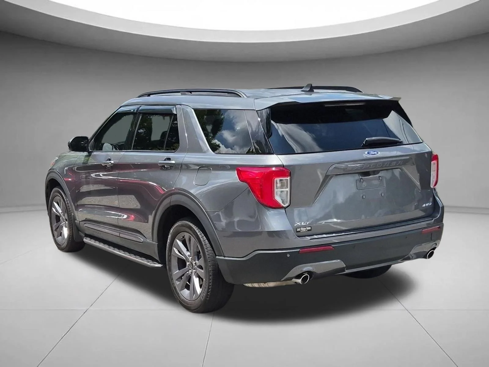 Used 2024 Carbonized Gray Metallic Ford XLT image 3