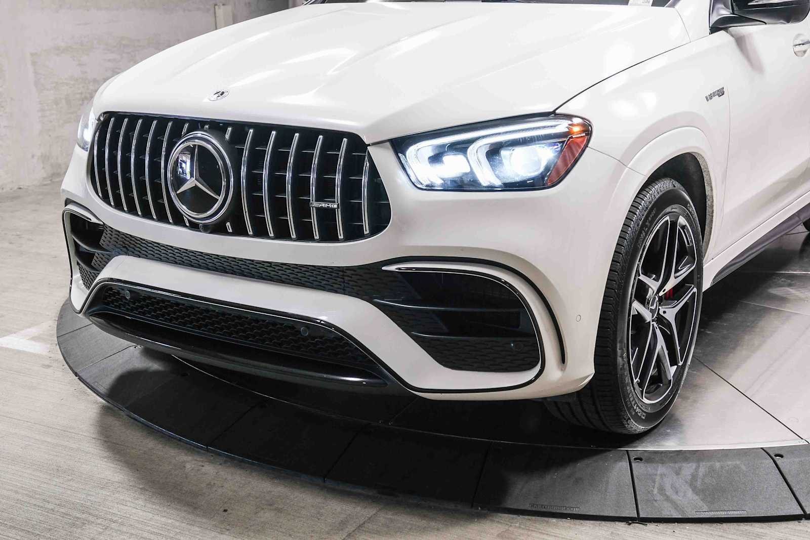 Certified Used 2022 MANUFAKTUR Diamond White Bright Mercedes-Benz AMG® GLE 63 S image 11