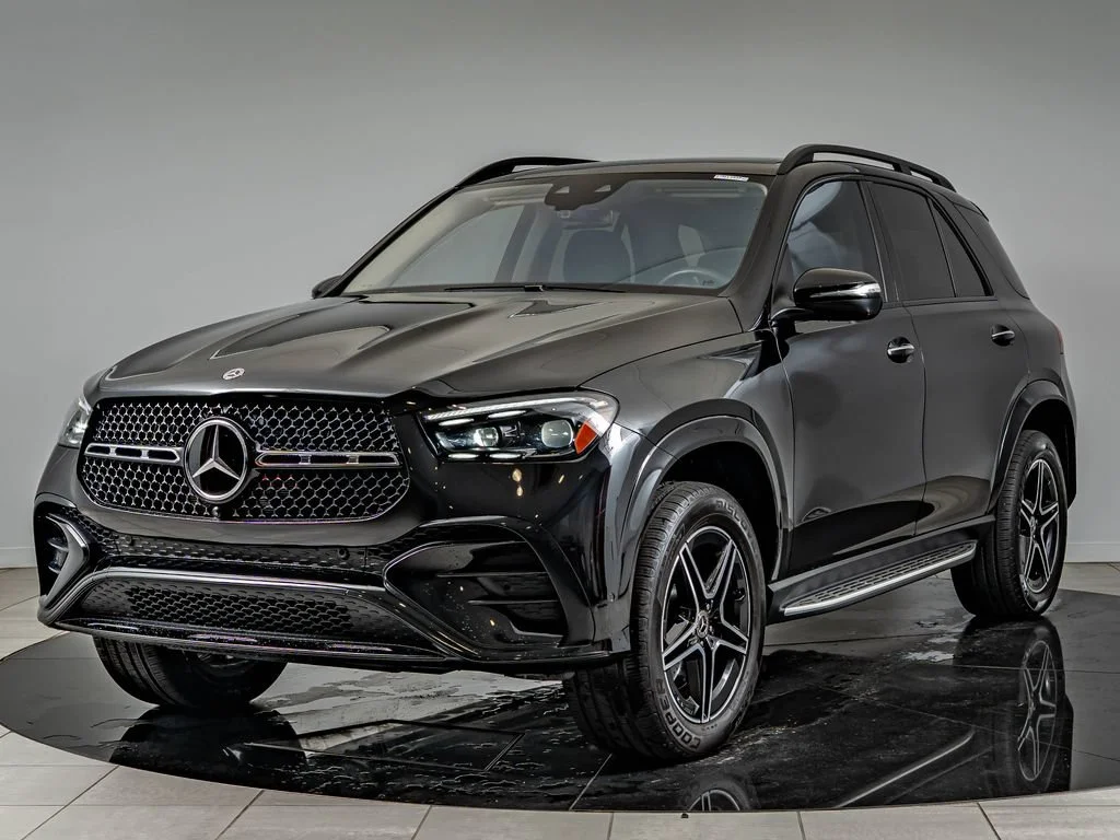Certified Used 2025 Obsidian Black Mercedes-Benz GLE 580 image 1