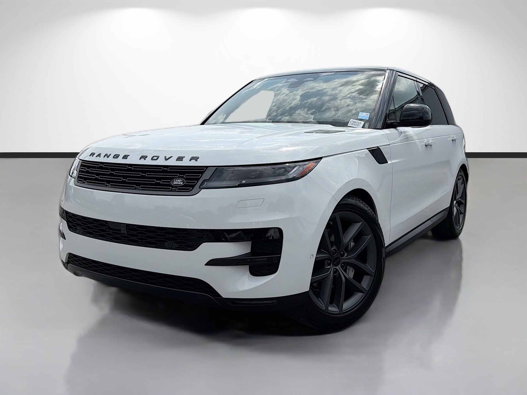 New 2026 Fuji White Land Rover SE image 1