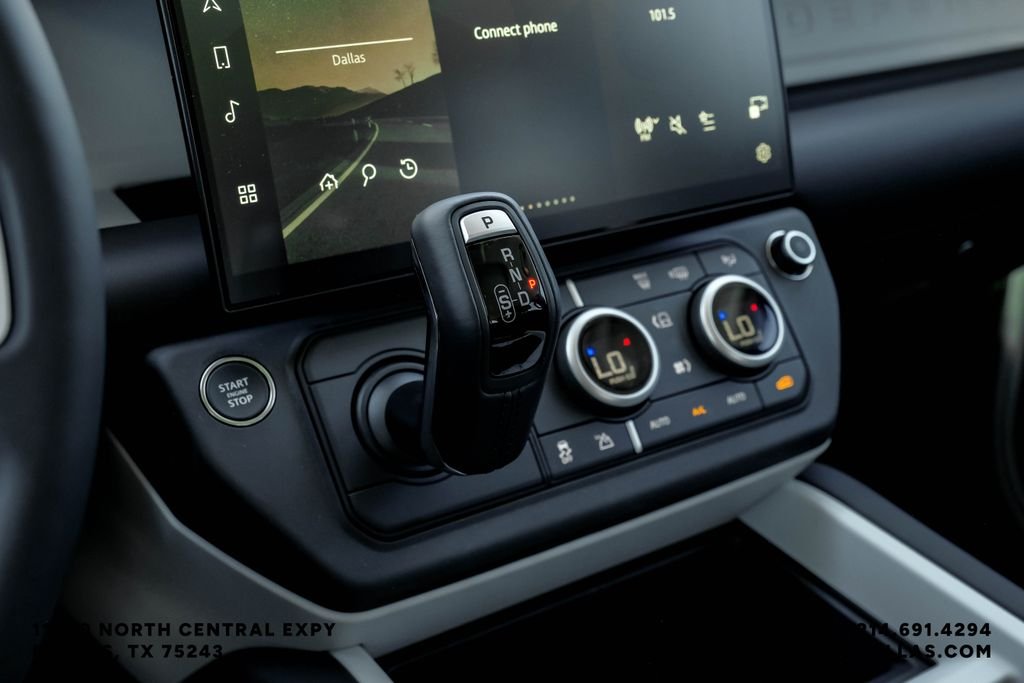 New 2026 Fuji White Land Rover S image 24