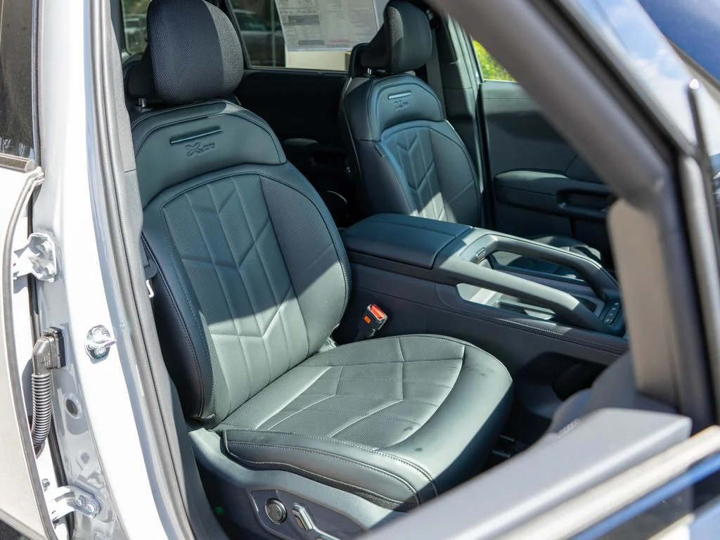New 2027 Wolf Gray Kia X-PRO SX image 9